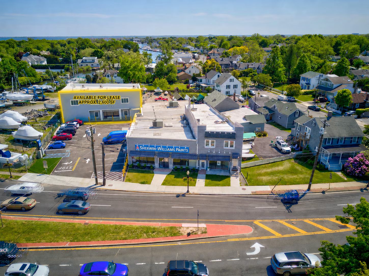 E Main St Babylon Village Stores/Offices — 258-262 E Main St — 2,300 SF of Retail Space Available in Babylon, NY 11702